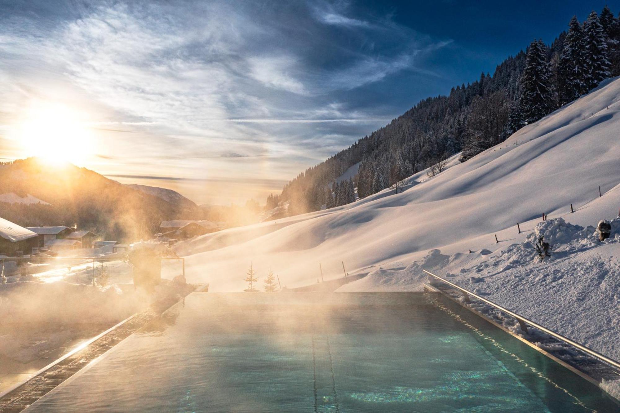 Torghele'S Wald & Fluh Hotell Balderschwang Exteriör bild